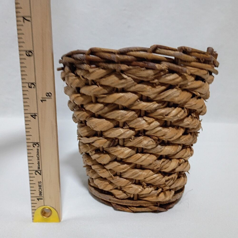 Vintage Round Water Hyacinth Woven Decorative Storage Basket 5" wide x 6" high